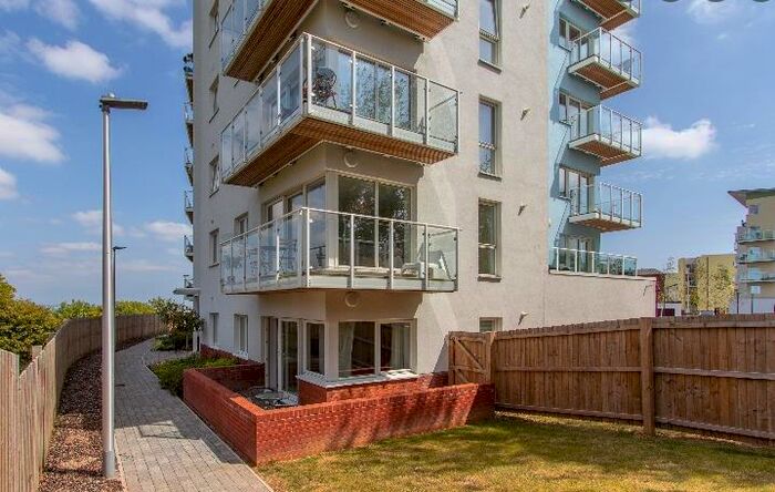 1 Bedroom Apartment To Rent In Trem Elai, Penarth, CF64