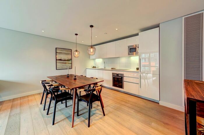 3 Bedroom Flat To Rent In Merchant Square, Paddington, London, W2