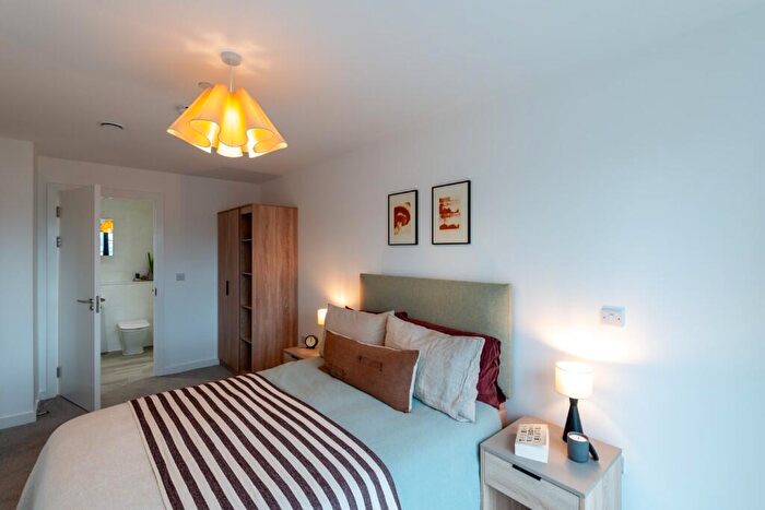 2 Bedroom Apartment To Rent In Milliners Yard, Liverpool, L3