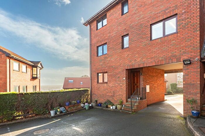 2 Bedroom Maisonette For Sale In Folland Court, West Cross, Swansea, SA3
