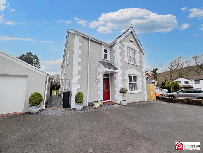 4 Bedroom Detached House For Sale In Gelligron Road, Pontardawe, Swansea, West Glamorgan, SA8