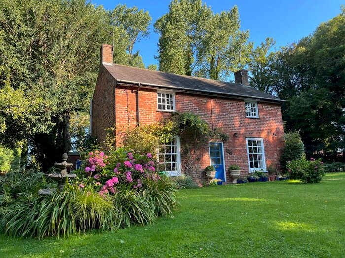 3 Bedroom Detached House To Rent In Grainsby Lane, Grainsby, Grimsby., DN36