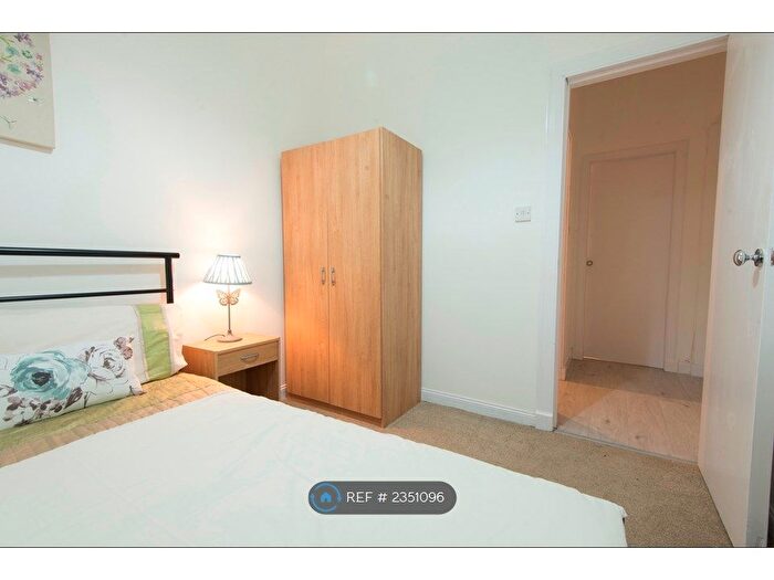 1 Bedroom Flat To Rent In Old Dumbarton Road, Glasgow, G3