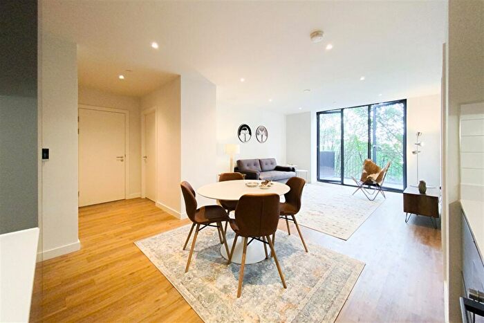 2 Bedroom Apartment To Rent In Mount Yard, Old Mount Street, M4