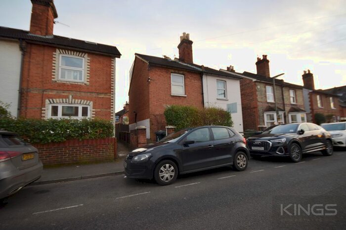 5 Bedroom Semi-Detached House To Rent In Markenfield Road, Guildford, GU1