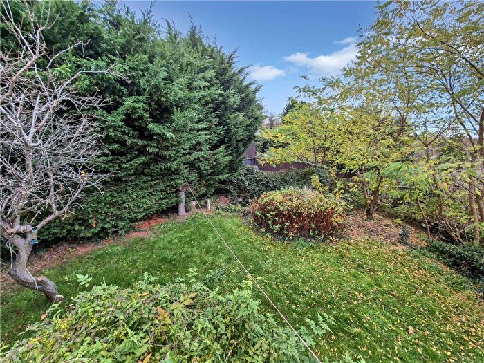 3 Bedroom Bungalow For Sale In Edmunds Avenue, St Pauls Cray, Kent, BR5