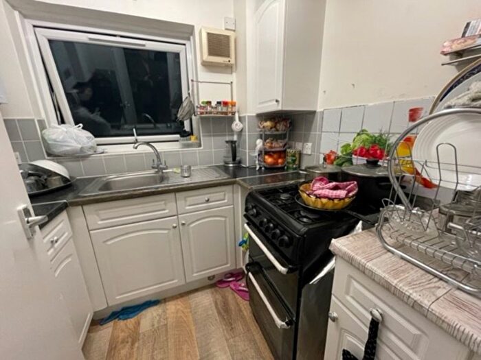 1 Bedroom Studio To Rent In Tavistock Road, Croydon, CR0