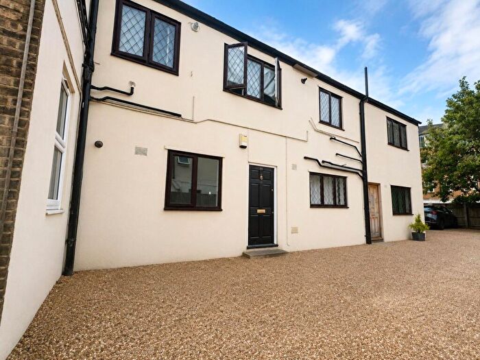1 Bedroom Flat For Sale In Palace Grove, Bromley, BR1