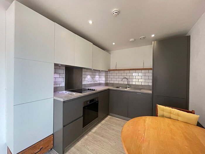 1 Bedroom Flat To Rent In Fleet Street, Brighton, BN1