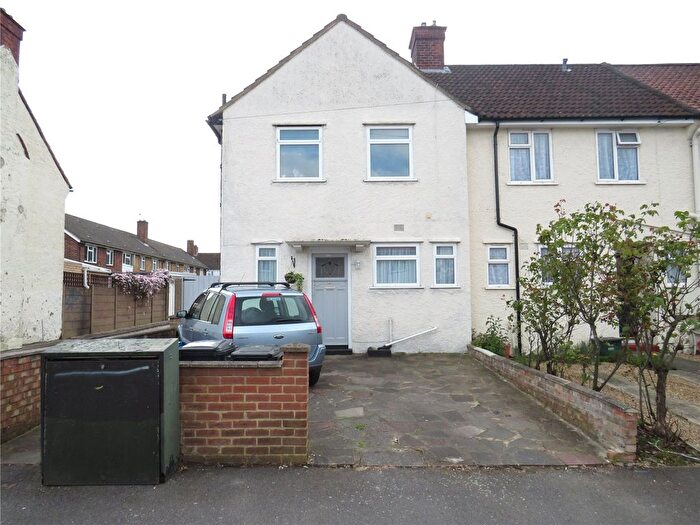 3 Bedroom End Terrace House To Rent In Coldharbour Road, Croydon, Surrey, CR0
