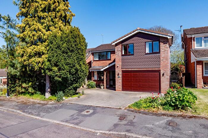 4 Bedroom Detached House For Sale In The Hamlet, Leek Wootton, Warwick, CV35