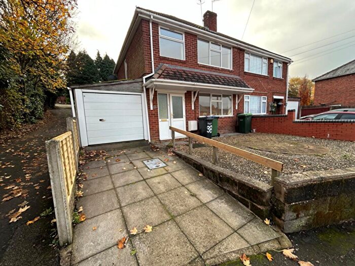 3 Bedroom Semi Detached House To Rent In Surfeit Hill Road, Cradley Heath, West Midlands, B64