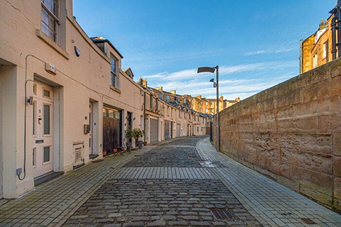 3 Bedroom Terraced House For Sale In Park Terrace Lane, Park, Glasgow, G3