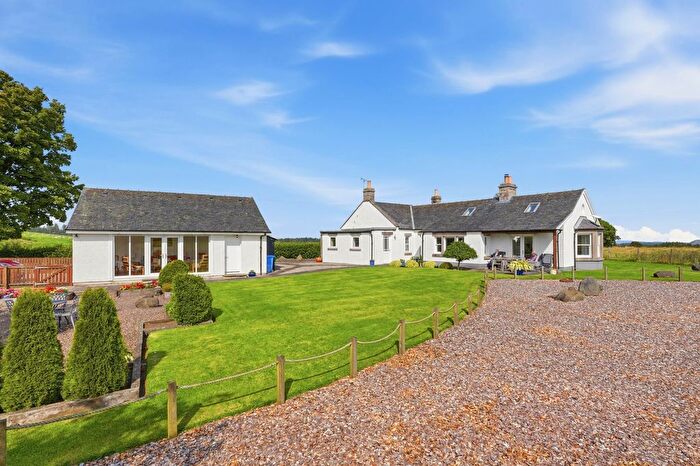 2 Bedroom Cottage For Sale In Bathgate, EH48