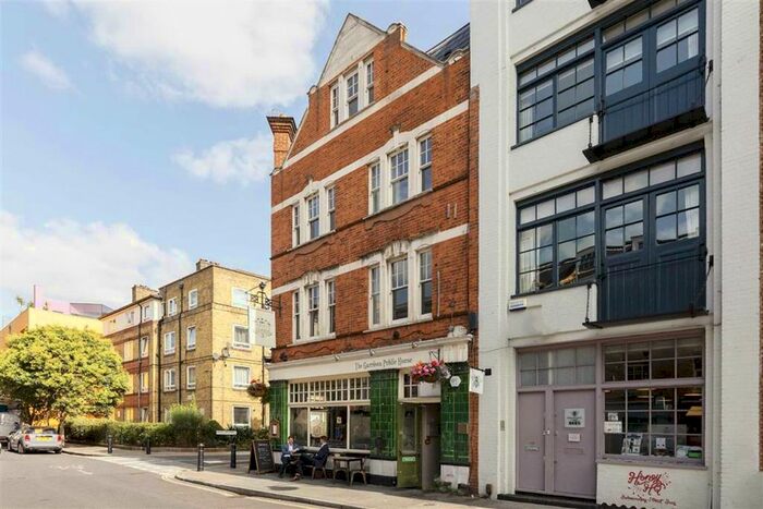 2 Bedroom Flat To Rent In Bermondsey Street, London, SE1