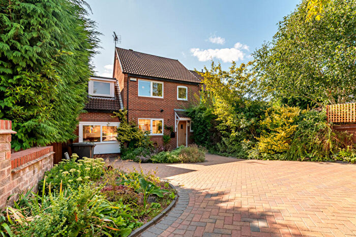 4 Bedroom Terraced House For Sale In Chapel Street, Nottingham, NG9