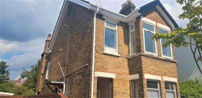 2 Bedroom Flat To Rent In Canning Road, Wealdstone, Harrow, HA3