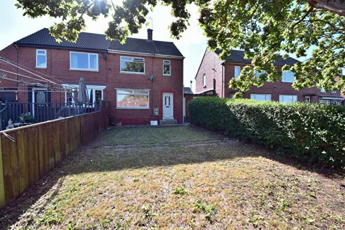 3 Bedroom Semi-Detached House For Sale In Barnard Road, Ferryhill, DL17