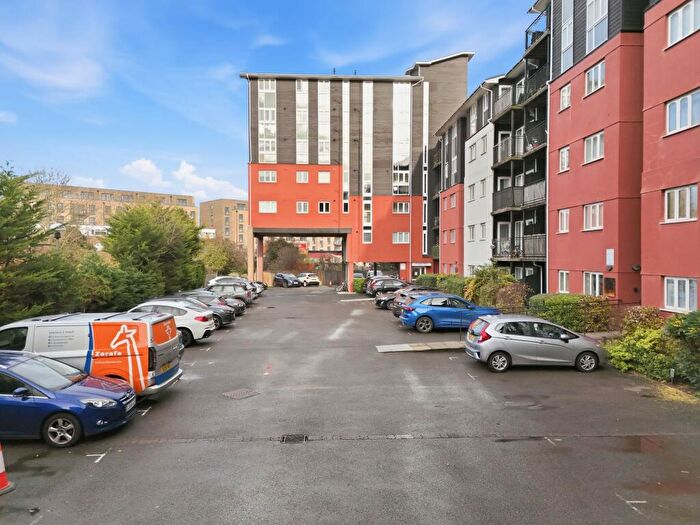3 Bedroom Apartment For Sale In Lower Southend Road, Wickford, SS11