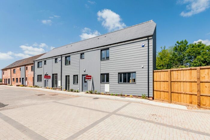 4 Bedroom End Of Terrace House For Sale In London Road, Ryton On Dunsmore, Coventry, CV8