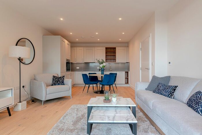 1 Bedroom Flat To Rent In London, NW7