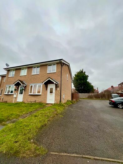 2 Bedroom Semi-Detached House To Rent In Chepstow Close, Northampton, NN5