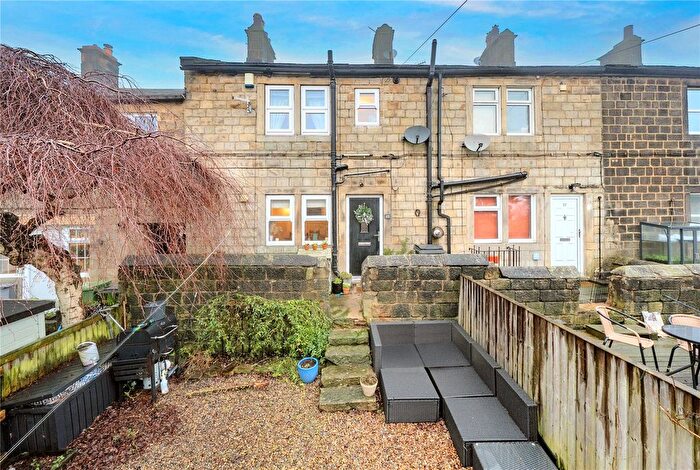 1 Bedroom Terraced House For Sale In Back Lane, Horsforth, Leeds, West Yorkshire, LS18