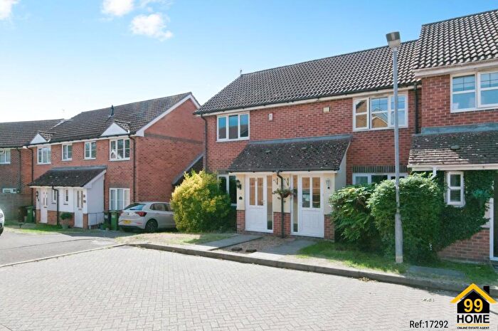 2 Bedroom End Of Terrace House For Sale In Clayton Mill Road, Pevensey, East Sussex, BN24