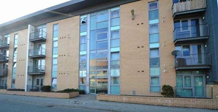 2 Bedroom Flat To Rent In Queen Elizabeth Gardens, Glasgow, Glasgow City, G5