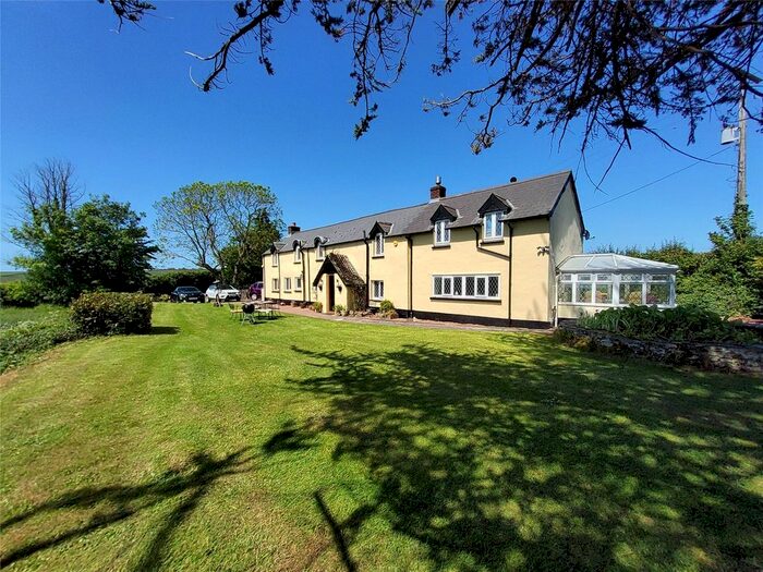 4 Bedroom Detached House For Sale In Weare Giffard, Bideford, EX39