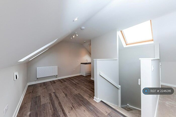 Studio To Rent In Station Square, Flitwick, Bedford, MK45