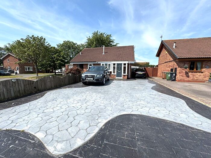 1 Bedroom Bungalow For Sale In Highmoor Close, Willenhall, WV12