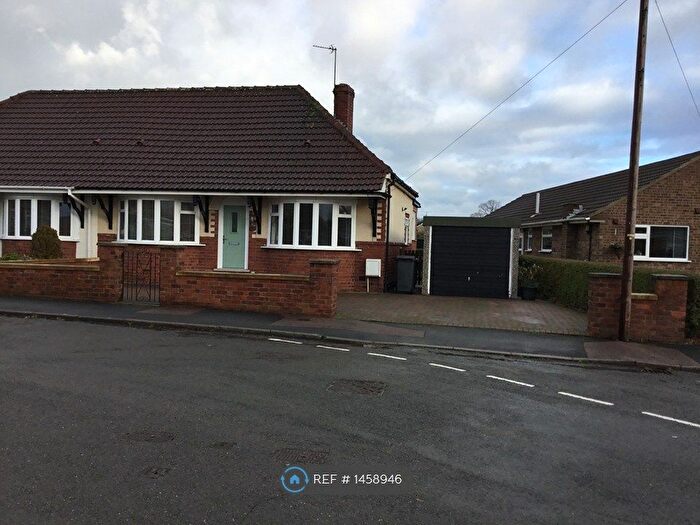 2 Bedroom Bungalow To Rent In Clifton Avenue, Chesterfield, S43