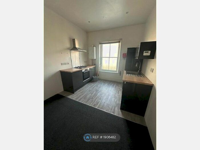 2 Bedroom Flat To Rent In Station Road, Gloucester, GL1