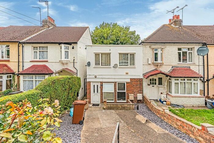 1 Bedroom Maisonette To Rent In A Purbeck Road, Chatham, Kent, ME4