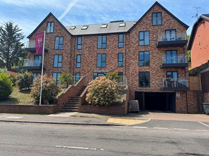 1 Bedroom Detached House To Rent In Kingsmead Road, High Wycombe, HP11
