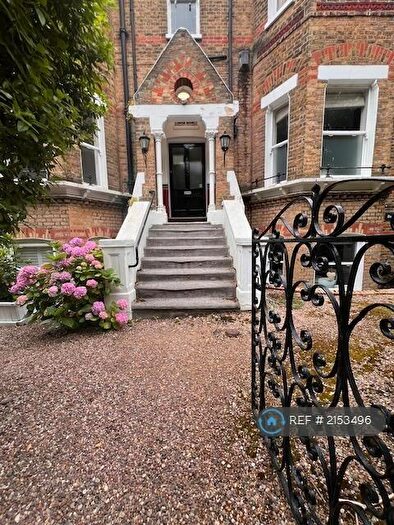 1 Bedroom Flat To Rent In Highfield Hill, London, SE19