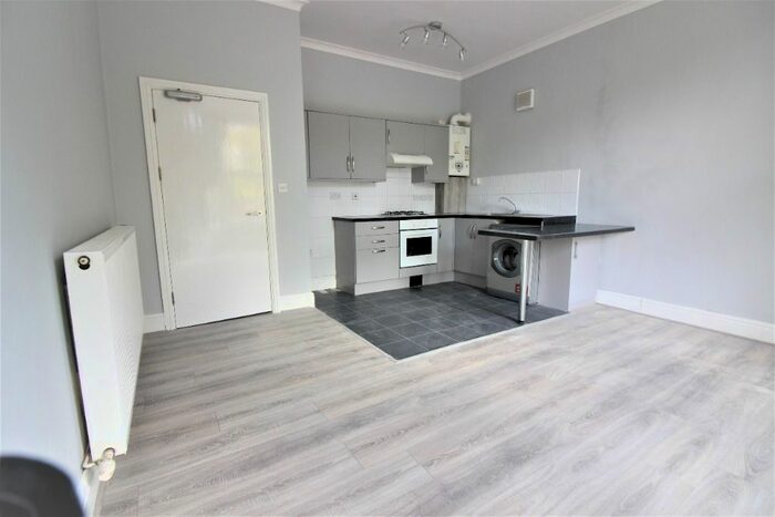 1 Bedroom Flat To Rent In Pilkington Road, Southport, PR8