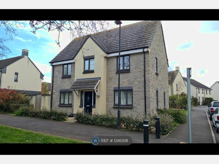 6 Bedroom Detached House To Rent In Oxleigh Way, Stoke Gifford, Bristol, BS34
