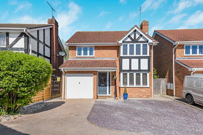 4 Bedroom Detached House To Rent In Kingfisher Close, Stanstead Abbotts, SG12