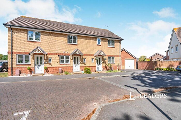 2 Bedroom Terraced House To Rent In Adlington Gardens, PO21