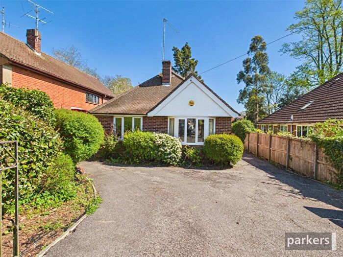 2 Bedroom Bungalow For Sale In Maitland Road, Reading, Berkshire, RG1