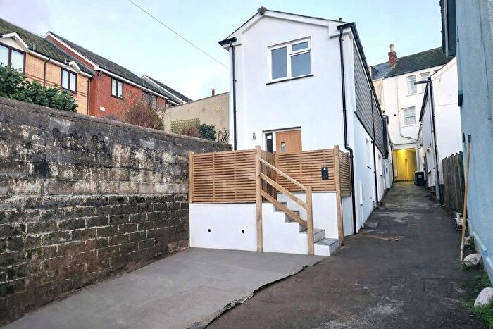 1 Bedroom End Of Terrace House For Sale In Brookfield Place, Ilfracombe, EX34