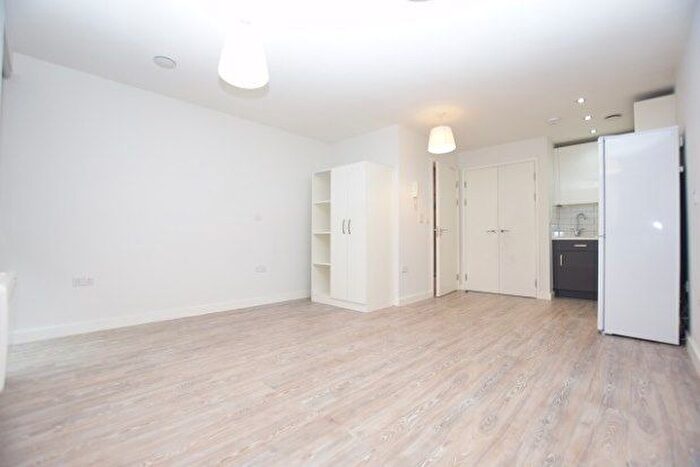 Studio To Rent In Acorn Street, Sheffield, S3