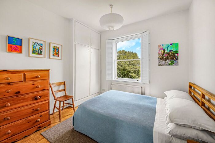 1 Bedroom Flat For Sale In Mildmay Road, Islington, N1