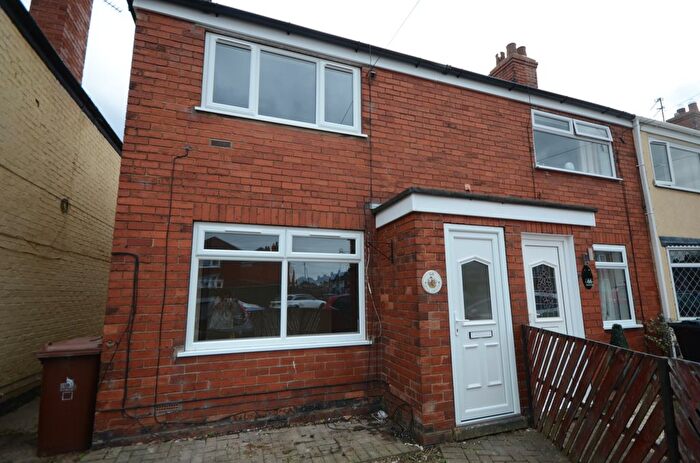 2 Bedroom Terraced House To Rent In Grove Crescent, Grimsby, DN32