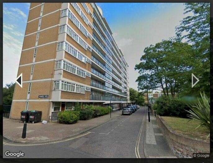 2 Bedroom Flat To Rent In Bramwell House, Churchill Gardens, London, SW1V