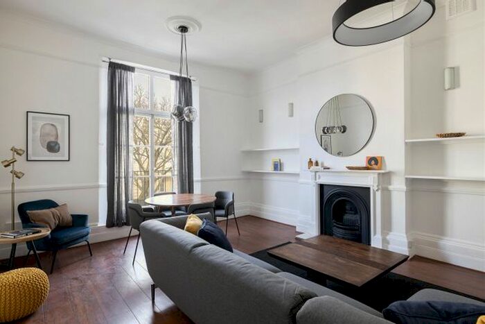 1 Bedroom Flat To Rent In Westbourne Terrace Road, London, W2