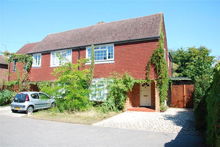 5 Bedroom Semi-Detached House To Rent In Lake Road, Chichester, PO19