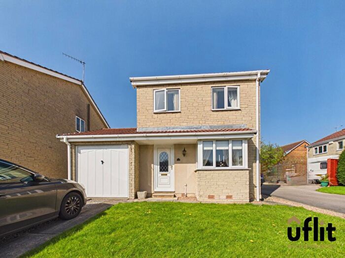3 Bedroom Detached House For Sale In Hesley Grange, Scholes, Rotherham, S61